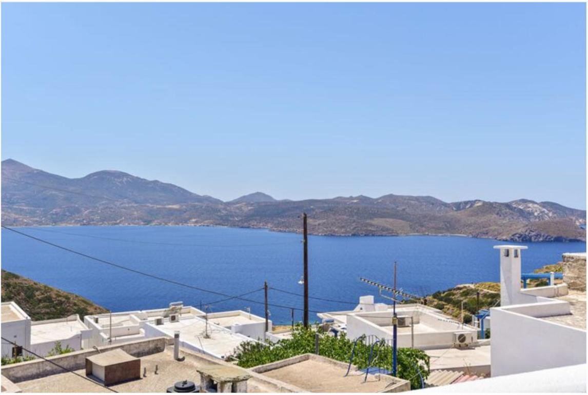 Traditional Cycladic House トリピティ エクステリア 写真